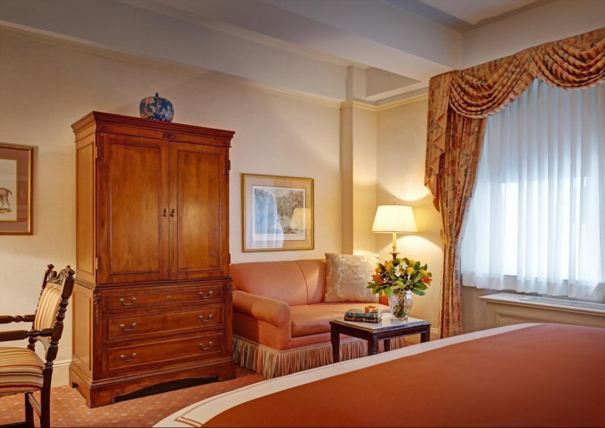Deluxe King Room with 1 King bed at the Hotel Elysee in Manhattan.  Approximately 300 square feet and suitable for up to 2 adults.