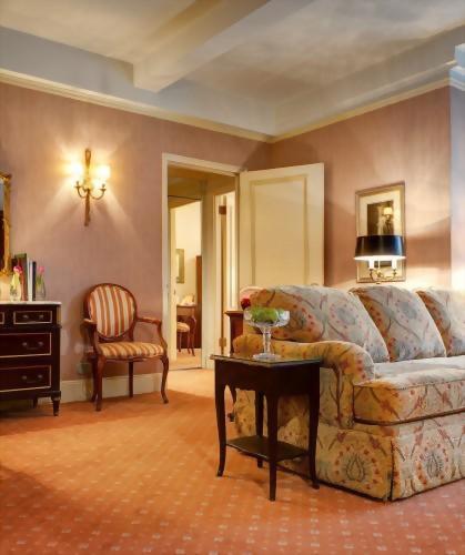 The living room of the Grand King suite has a pull out sofa bed that opens to a queen size mattress.  Perfect for families with up to 2 small children.